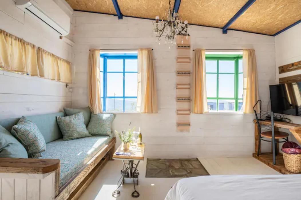 Si-Har Chalets Nimrod Екстериор снимка